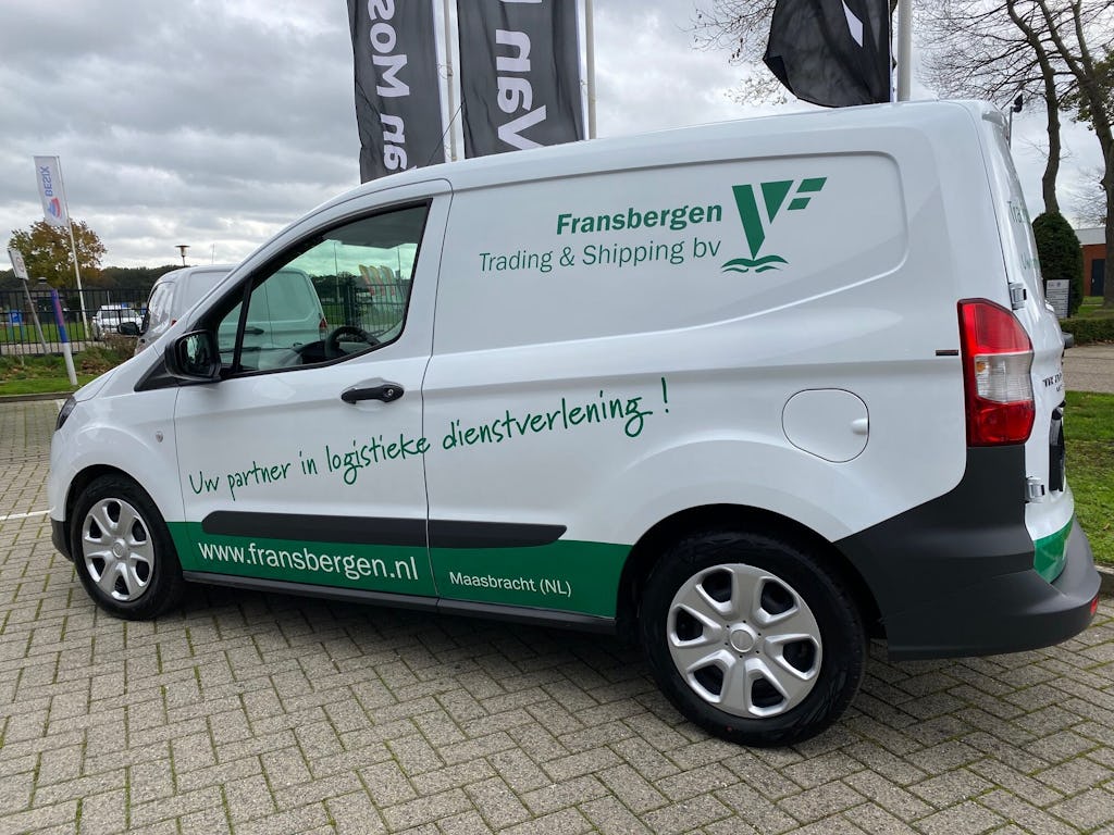 Autobestickering en autobelettering in Maasbracht Roermond Heerlen Sittard Weert en Limburg